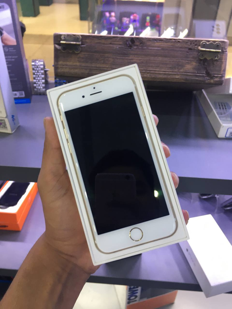 گوشی آیفون Iphone 6 گلد و سیلور ( اکبند )