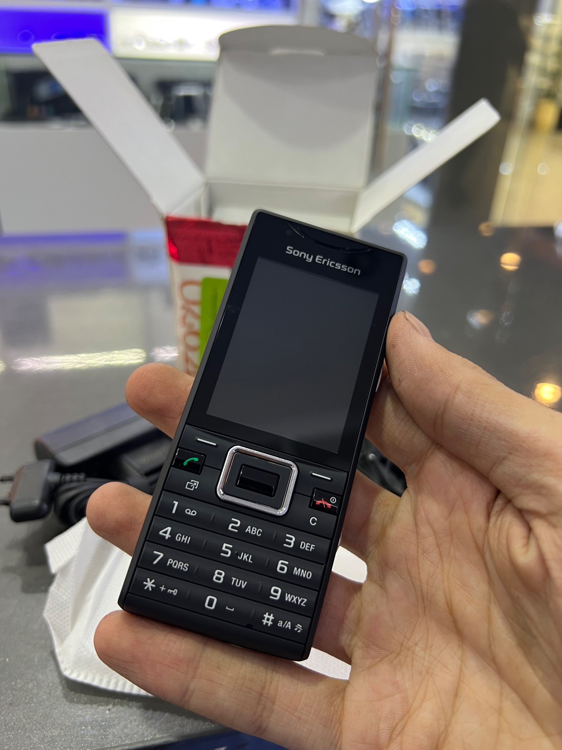 گوشی موبایل سونی اریکسونSony Ericsson K970آکبند