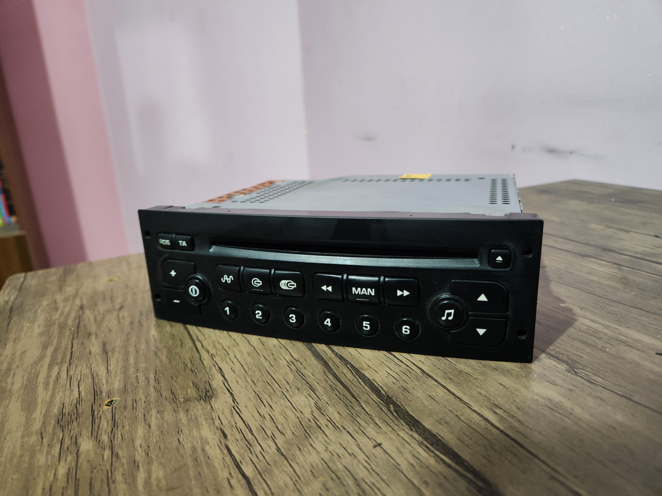 ضبط 206 فابریکی نو کارخونه ای