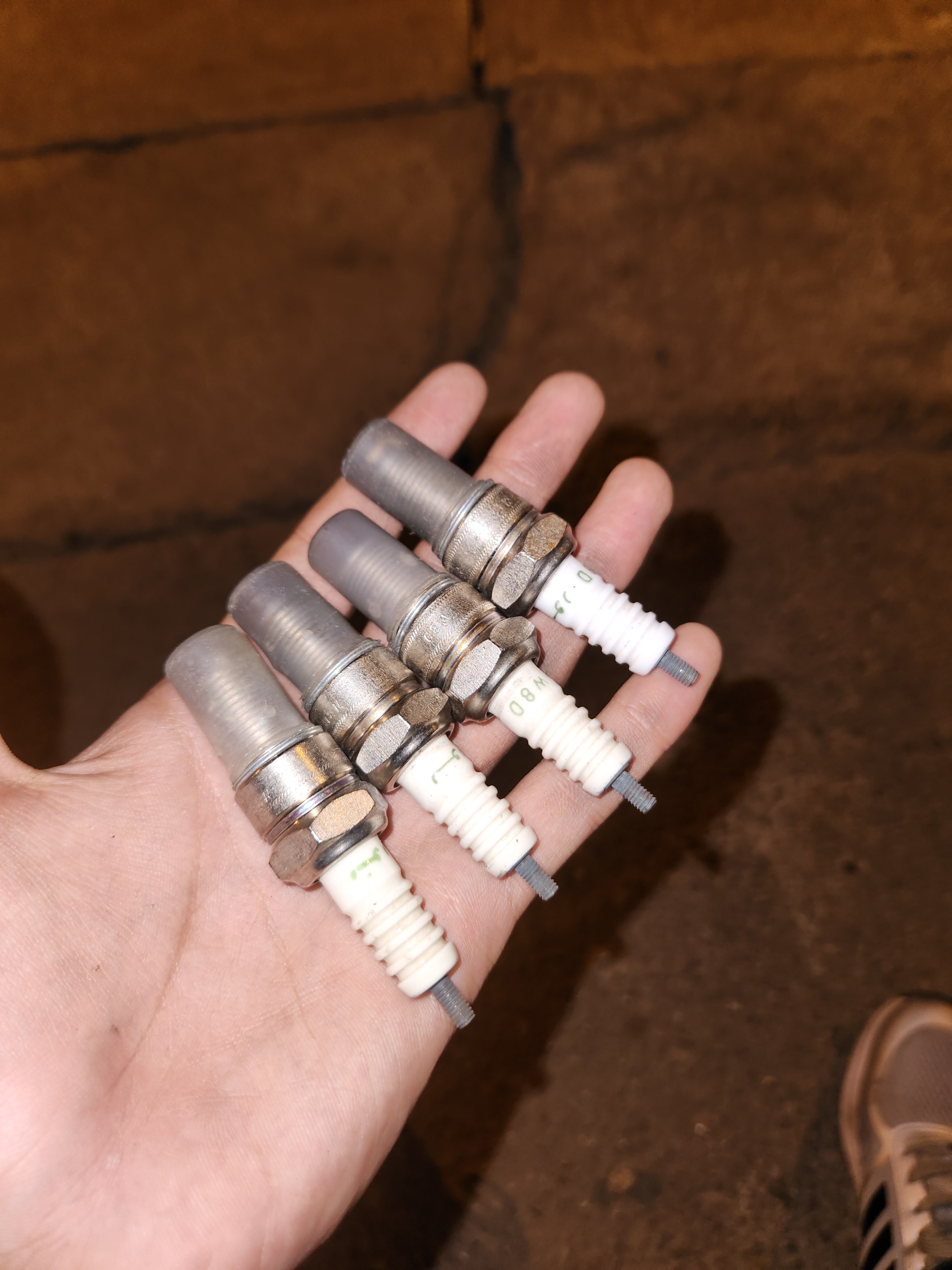 ست شمع نور کاربراتور
