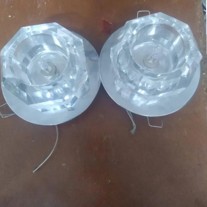 هالوژن کریستالی بالامپ بسیارشیک