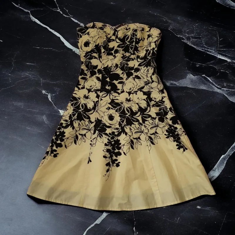 پیراهن مجلسی دکلته ساتن دار