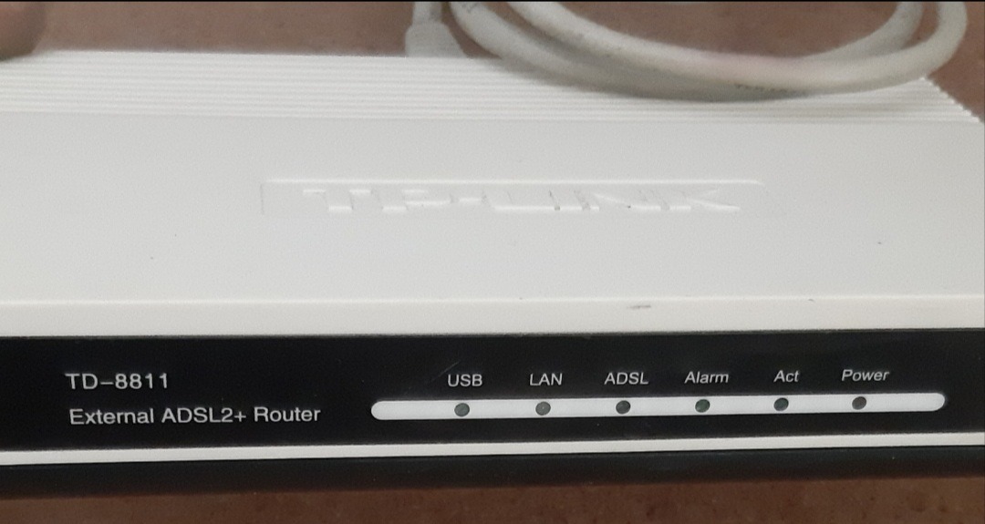 مودم کابلی تی پی لینک TD8811