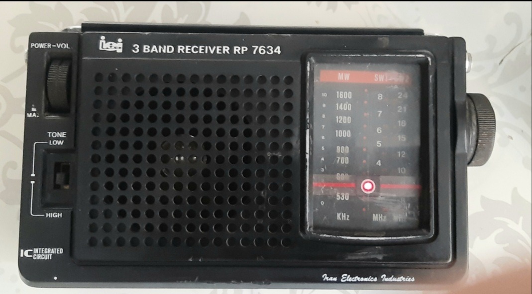 رادیو صاایران قدیمی صدا قوی ساخت ایران