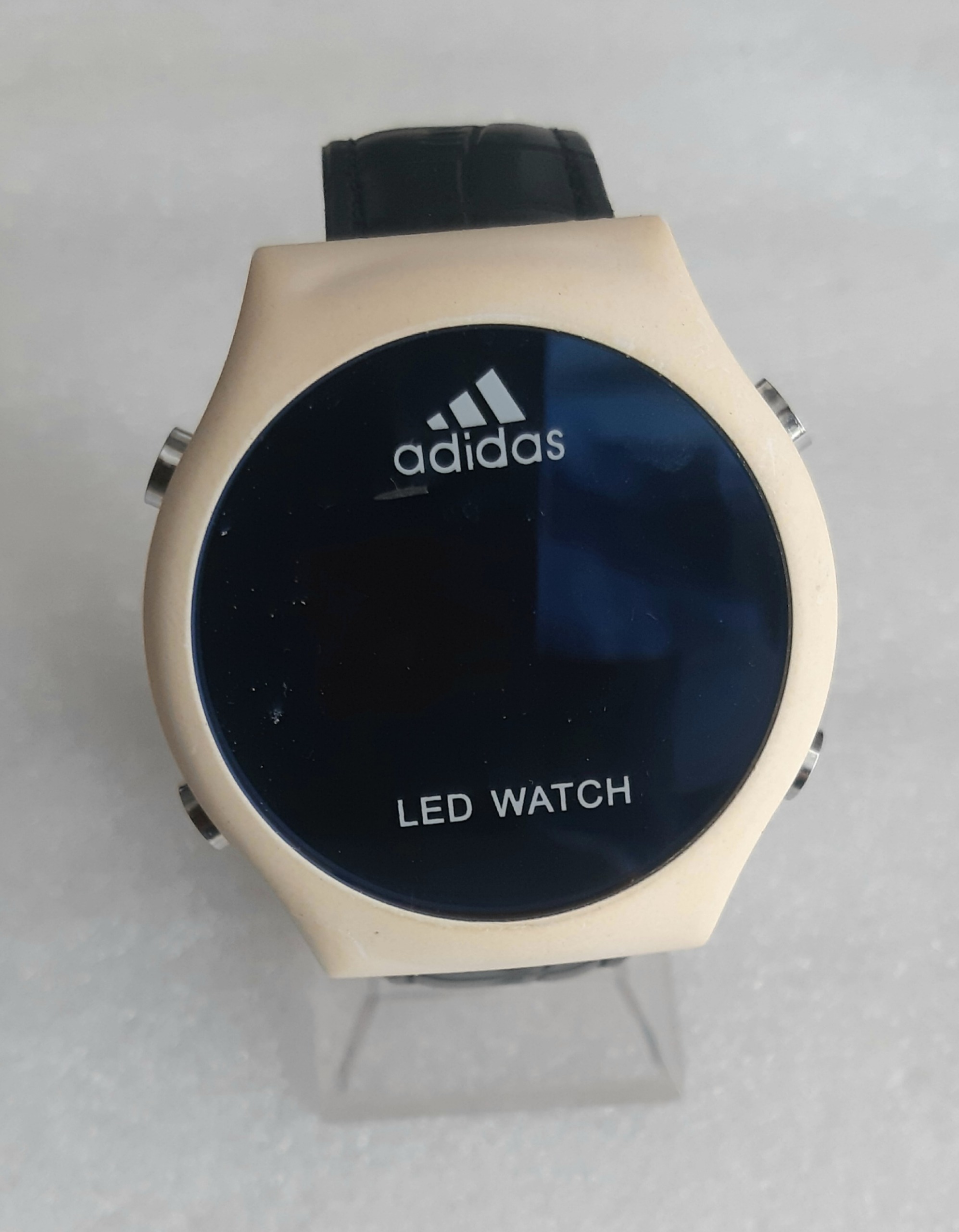 آدیداس اسپورت ال ای دی LED