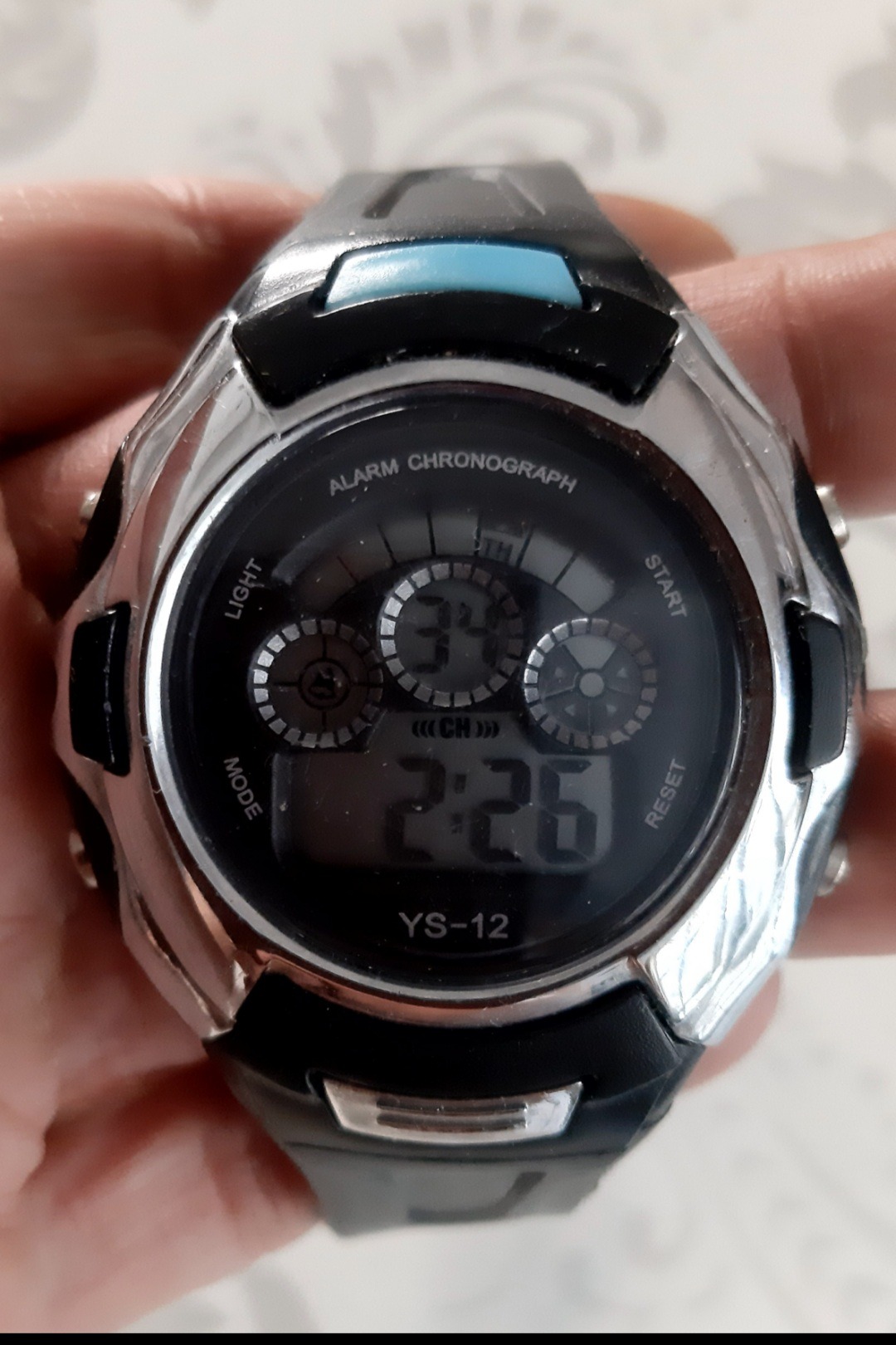 کامپیوتری کرونوگراف سبک باامکانات مختلف