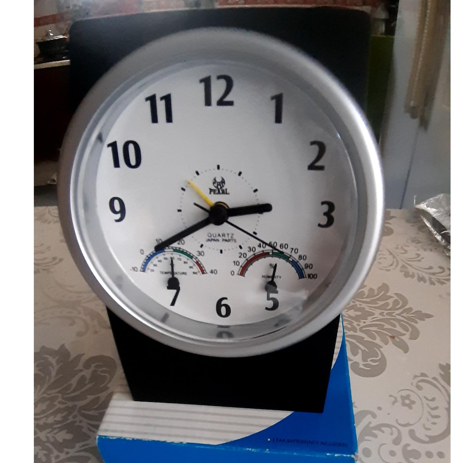 ساعت رومیزی PEARL زنگ، رطوبت و دماسنج دار کوارتز