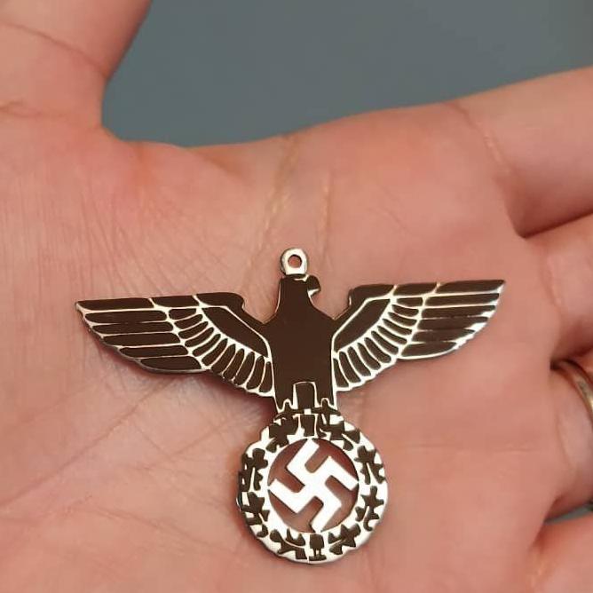 گردنبند عقاب رایش آلمان نازی هیتلر ذغالی