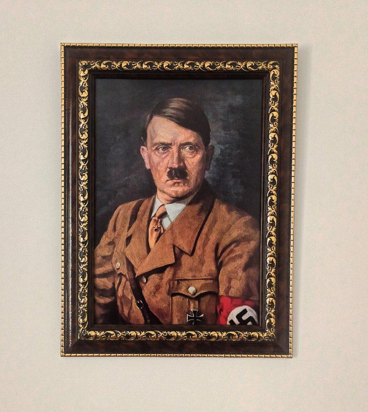 تابلو پرتره پیشوای آلمان نازی آدولف هیتلر کلاسیک