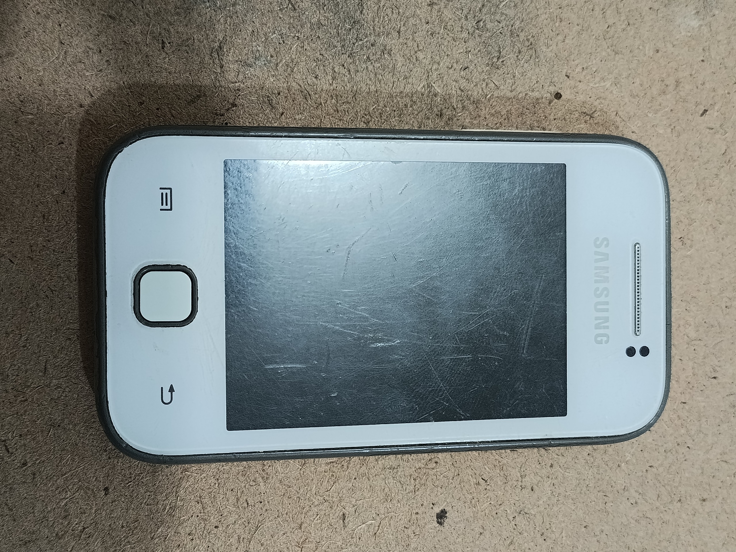 گوشی سامسونگ s5360 خاموش