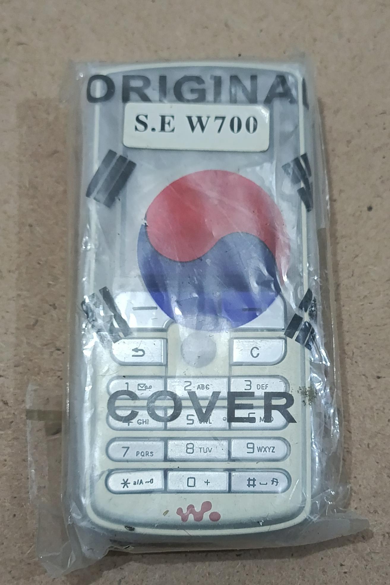 قاب و شاسی گوشی سونی اریکسون W700