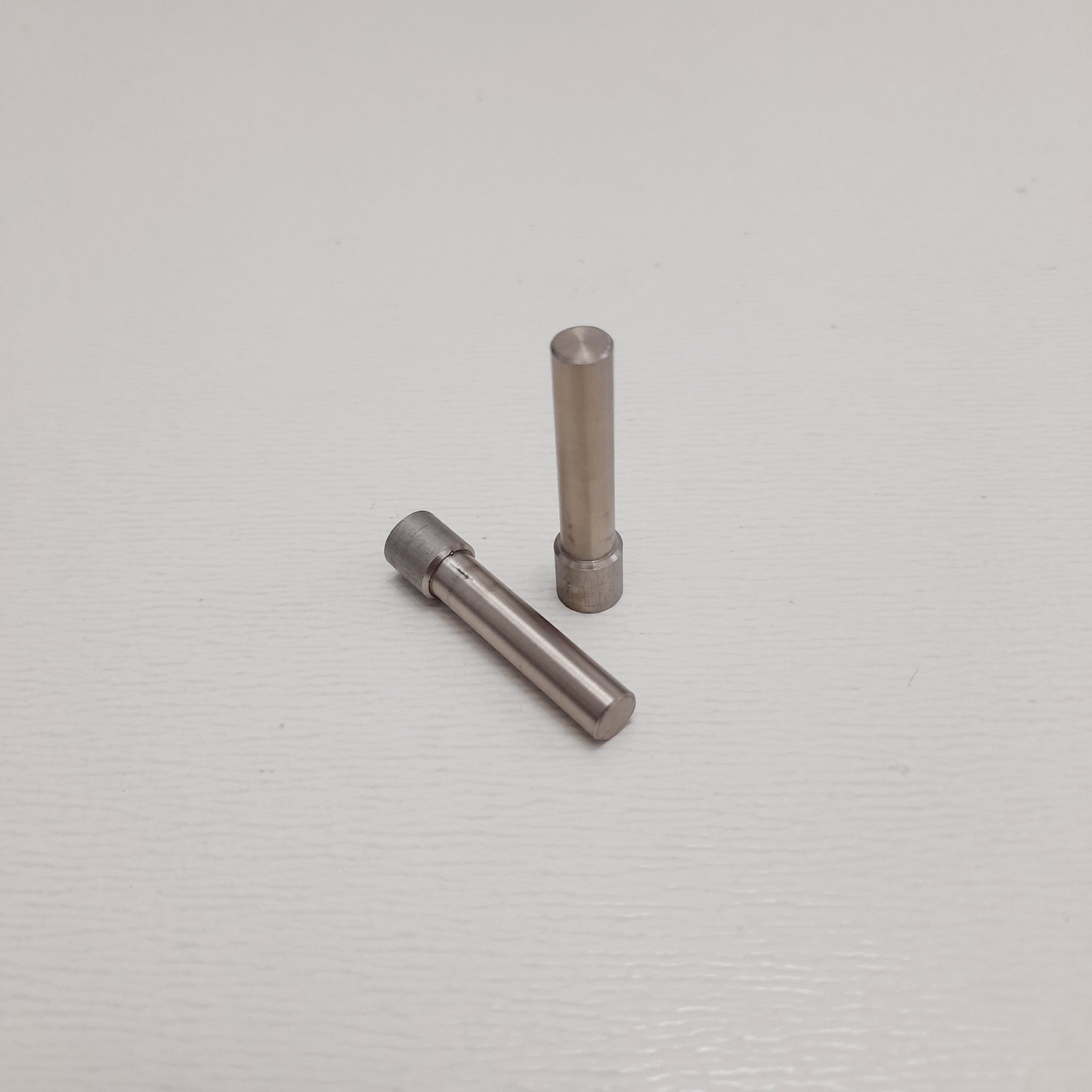 سرکلید فلزی دک AIWA AD1800