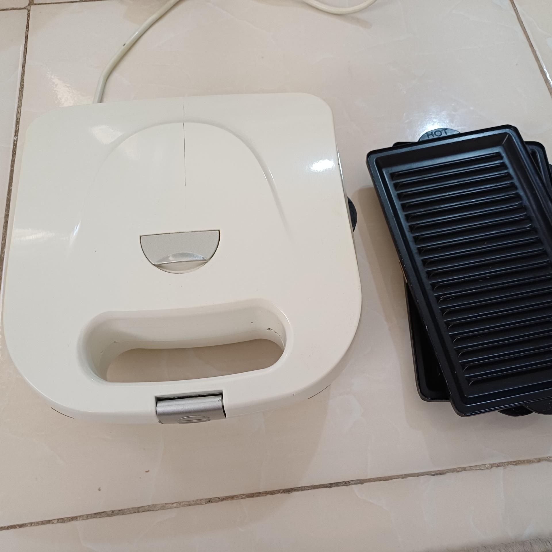 ساندویچ ساز همیلتون