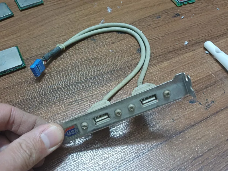 هاب USB اینترنال