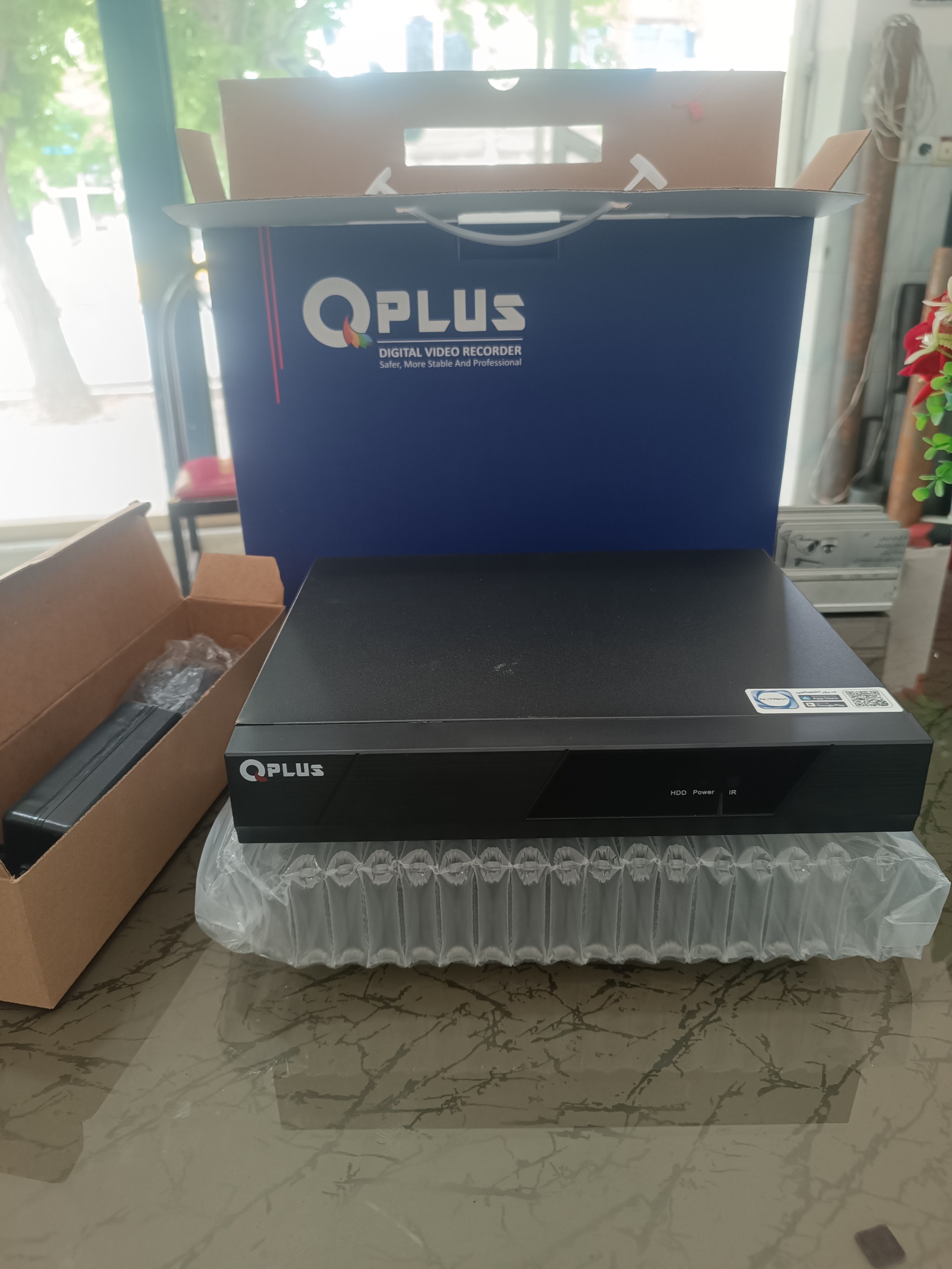 دستگاه DVR 5 مگاپیکسل 4 کانال36 ماه گارانتی