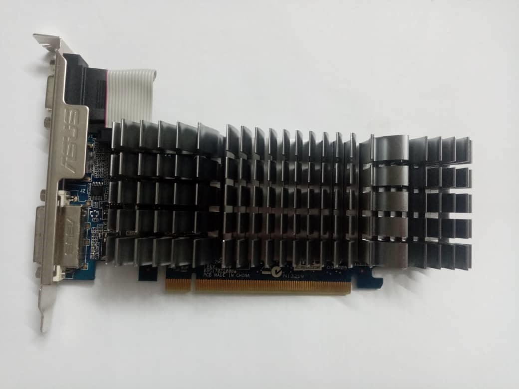کارت گرافیک یک گ ایسوس 210