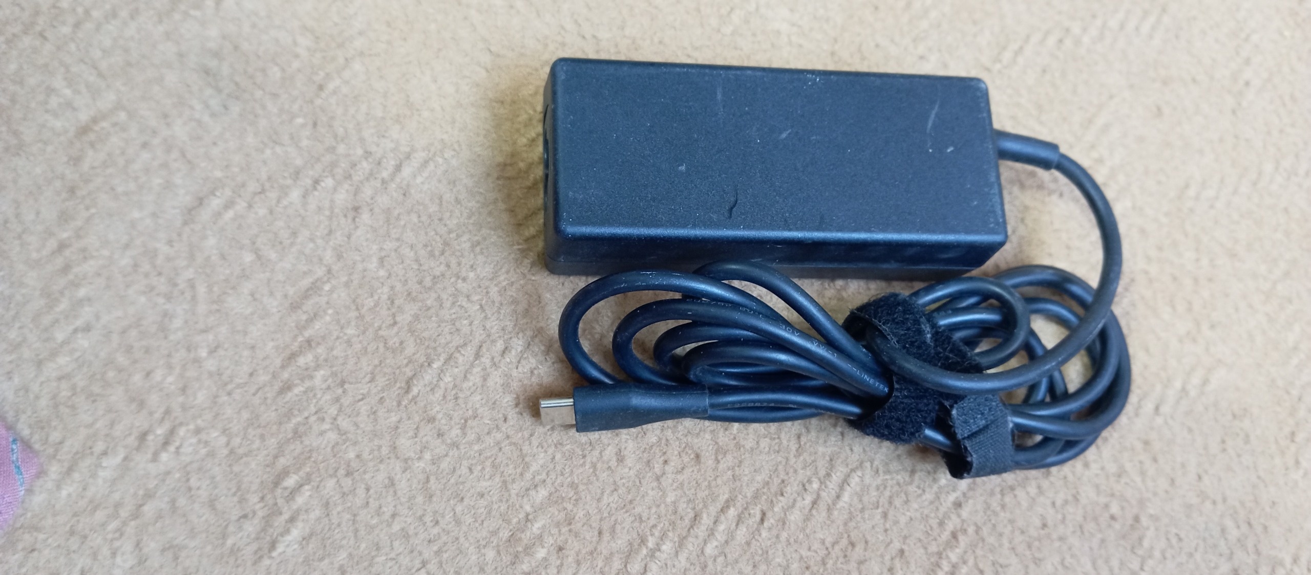اداپتورتایپC که20v-15v-9v-5vروساپورت میکنه