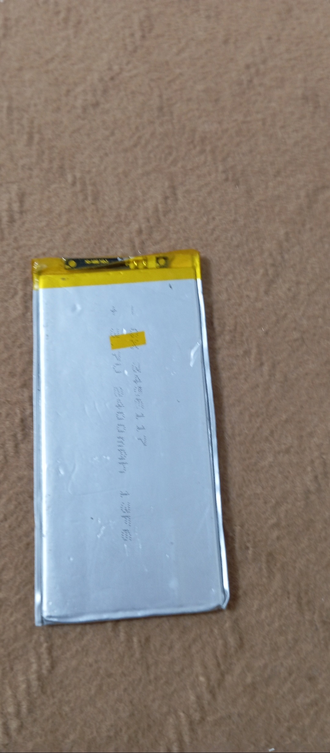 باتری لیتیومی3.7vو mah2400