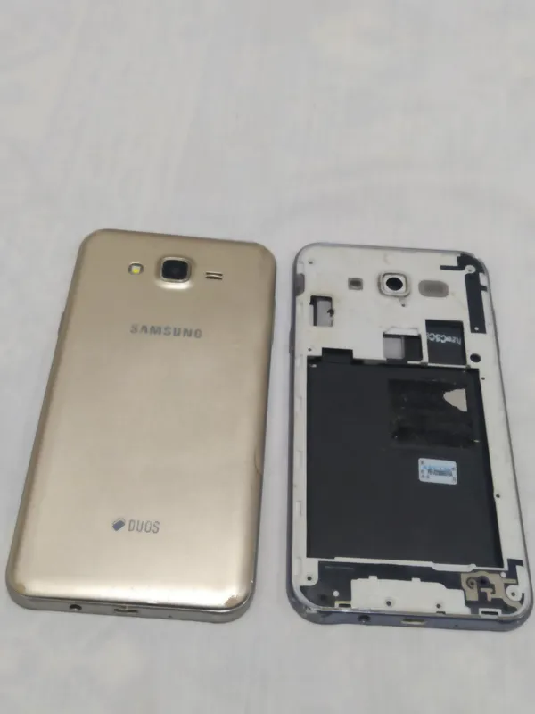 یک عدد بردگوشیj7ویک عددشاسی خالی