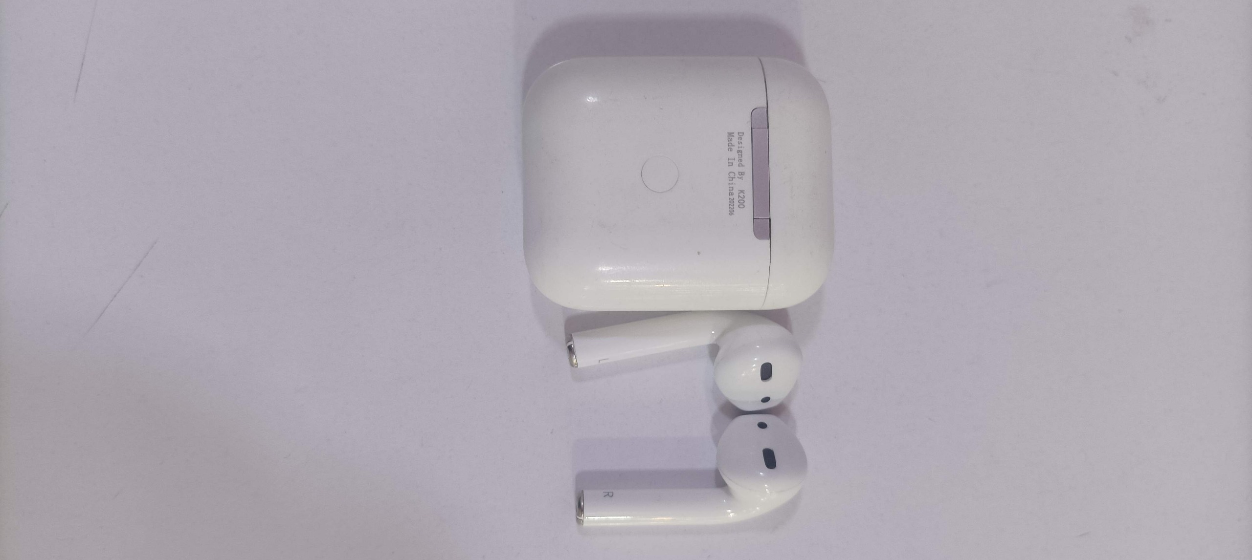 آیر پادآیفونی معیوب میفروشم روشن نمیشه