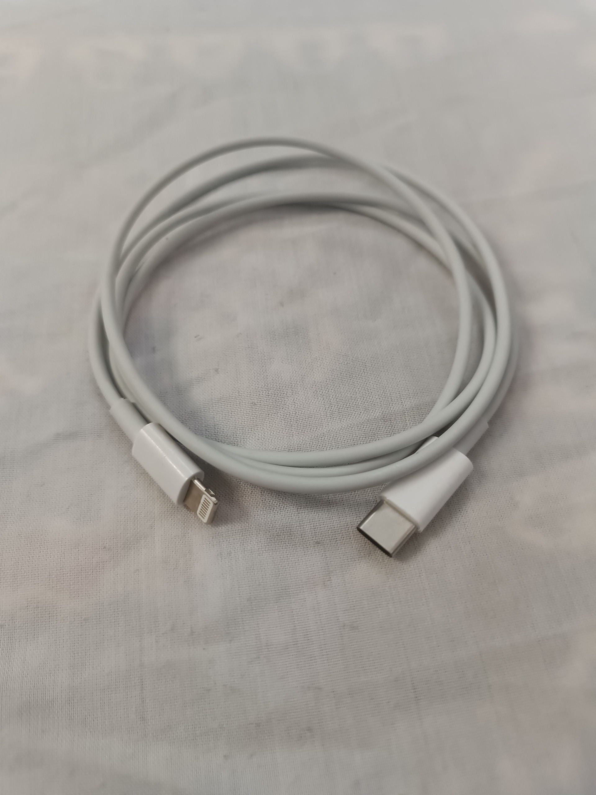 کابل شارژ آیفون،دو سره به آیفون12و13و14