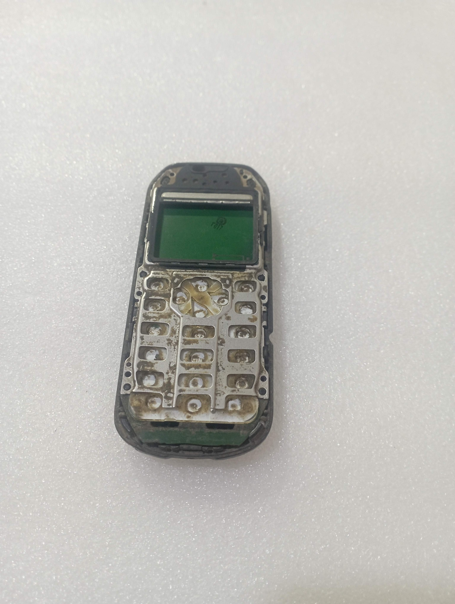 گوشی اوراقی و معیوب نوکیا 1280تعداد بالا هم دارم