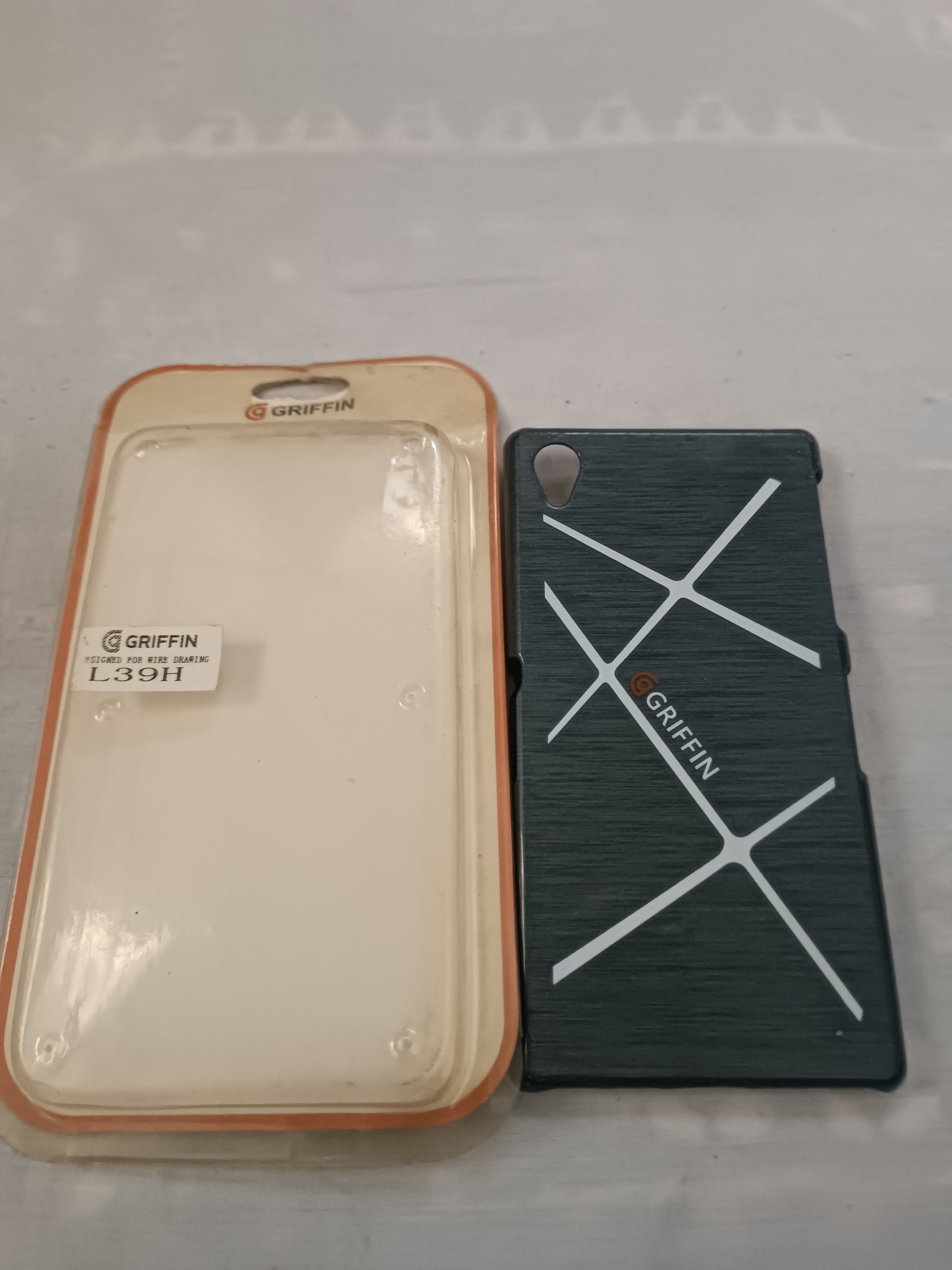 کاور طرح سونیZ1مدلL39H