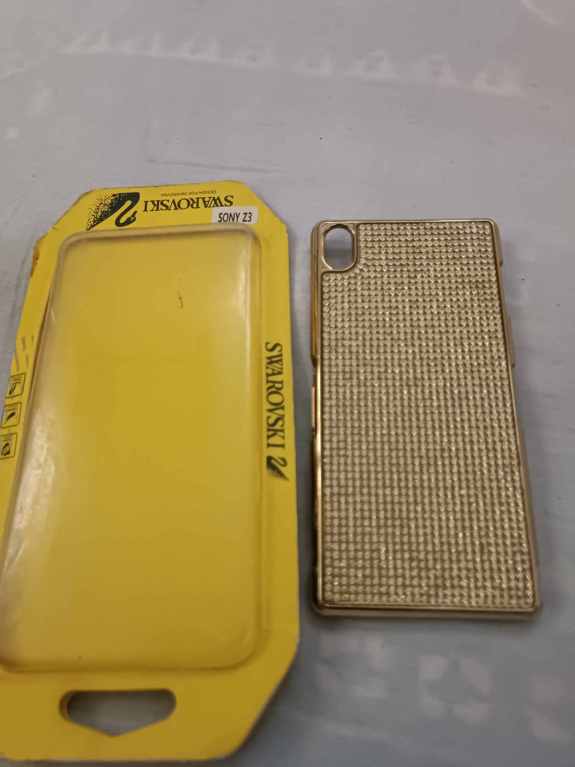 کاور فوق استخوانی محکم سونیz3