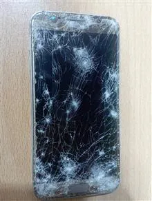 گوشیLCDشکسته