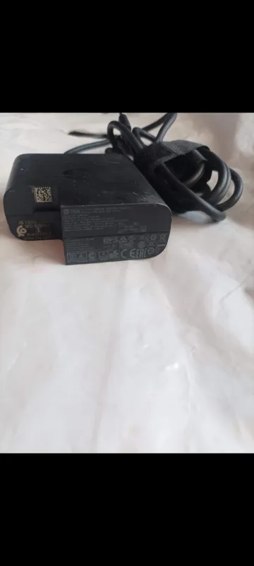آداپتورتایپC 20ولت3ونیم آمپر65وات بدون کابلhp