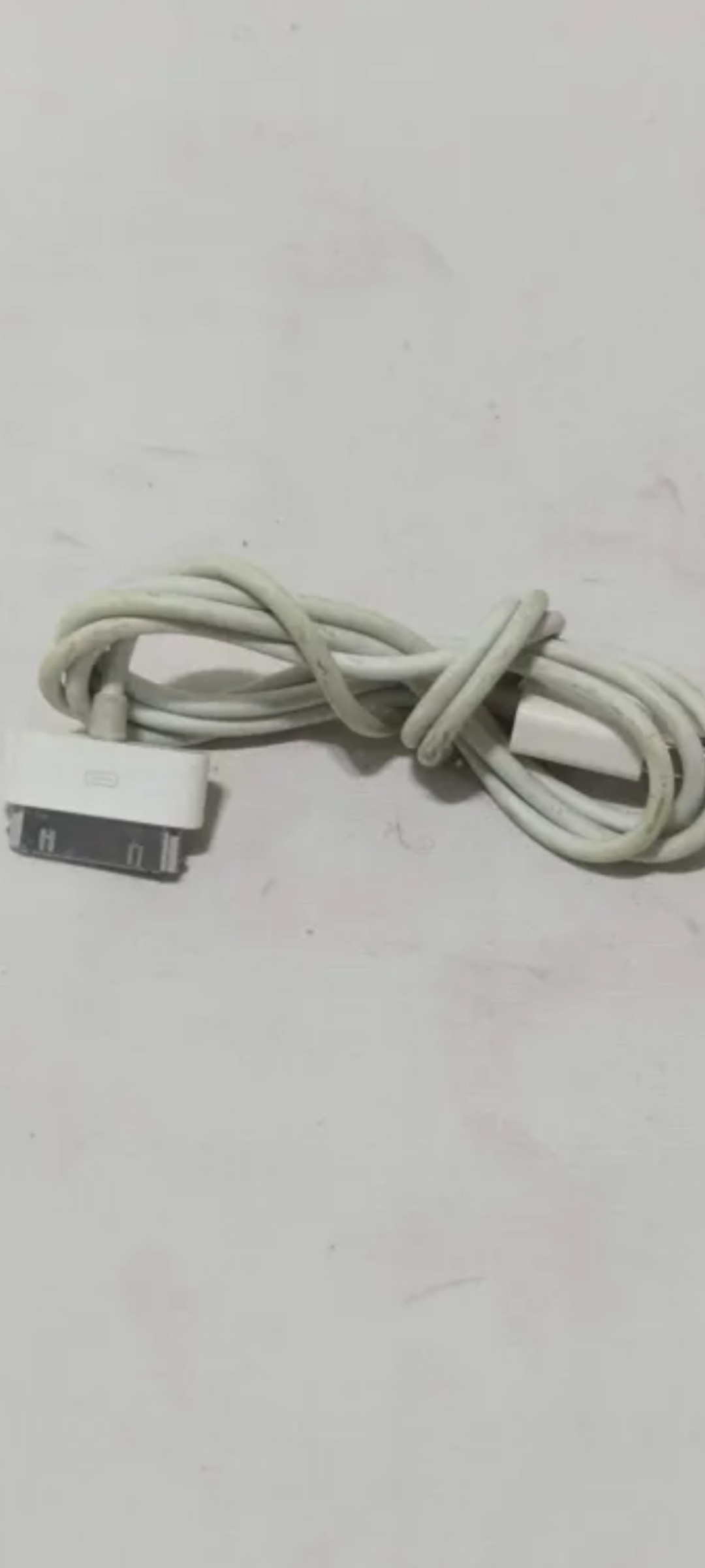 کابل شارژ آیفون 4