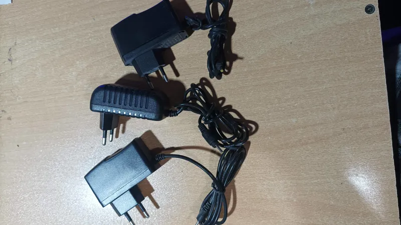 شارژراصلی وفابریک تابلت وچراغ قوه و