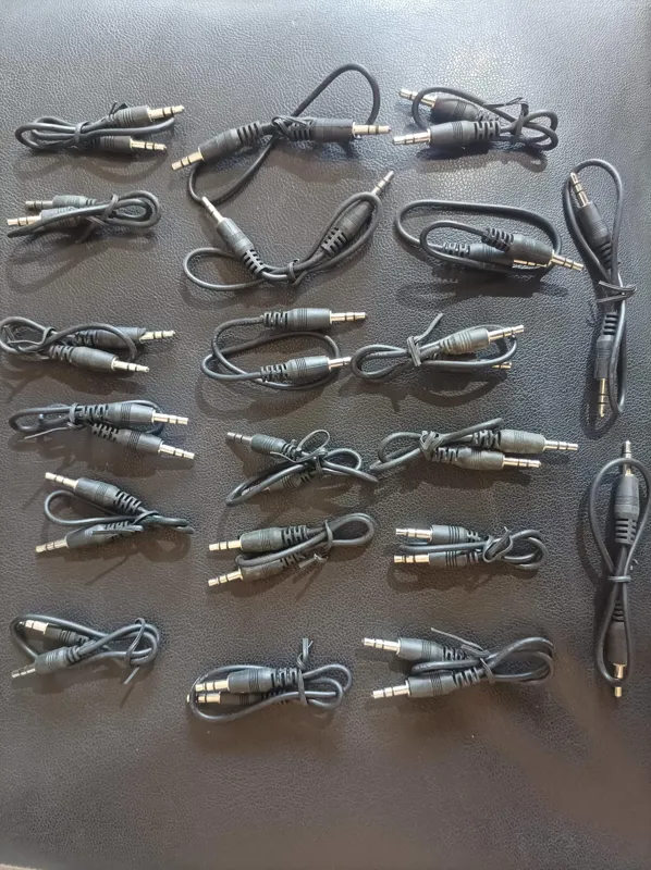 تعداد 20عدد آویکسauxعالی