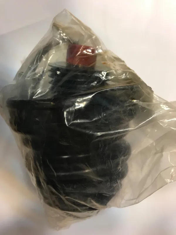 لوازم گردگیر پلوس جلو چپ داخلی-هایما 1800 توربو