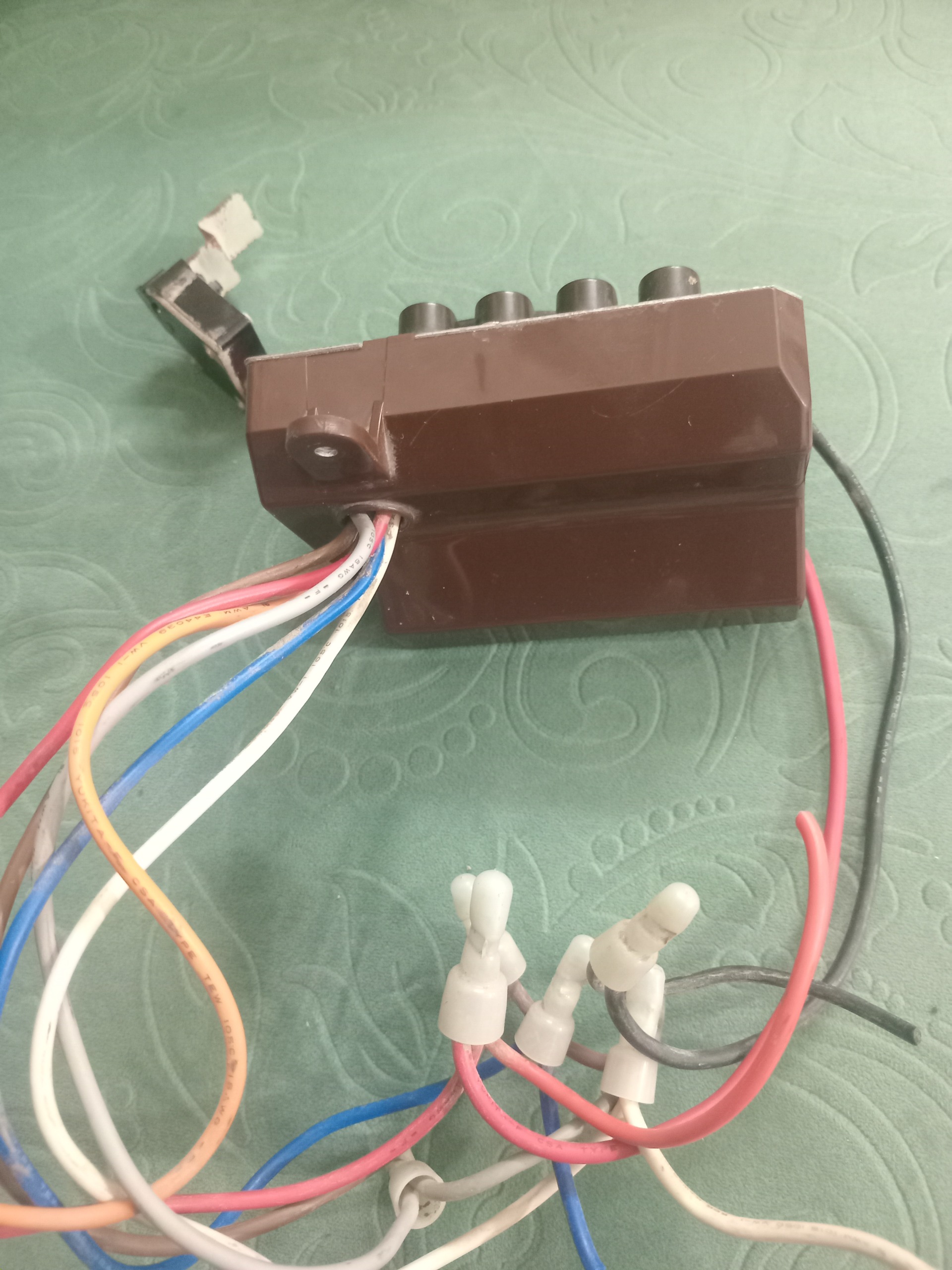 کلید کم و زیاد ناسیونال