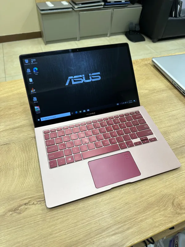 لپ تاپ ایسوس زنبوک Asus zenbook