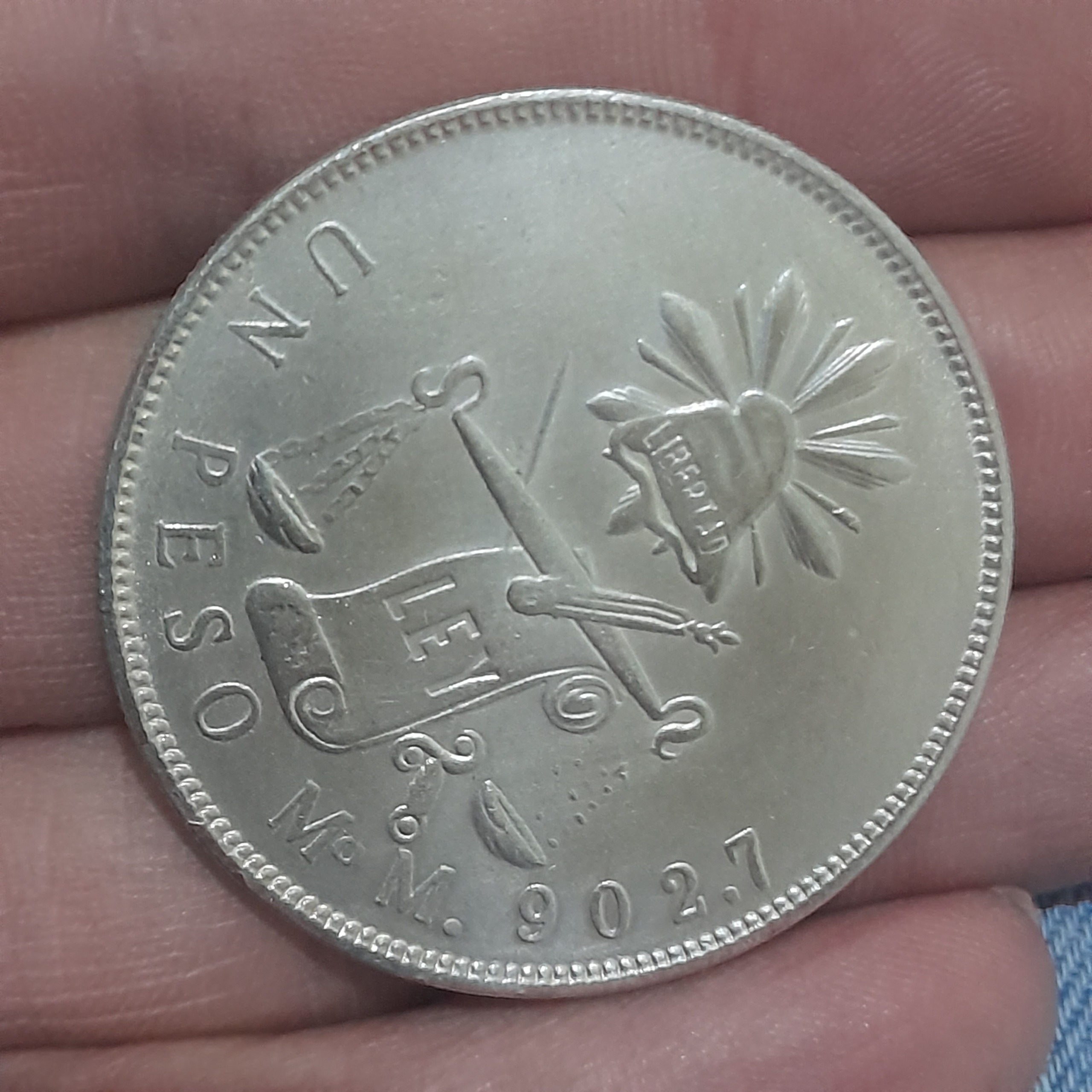 سکه کمیاب و ارزشمند خارجی 1872 طرح عقاب و مار