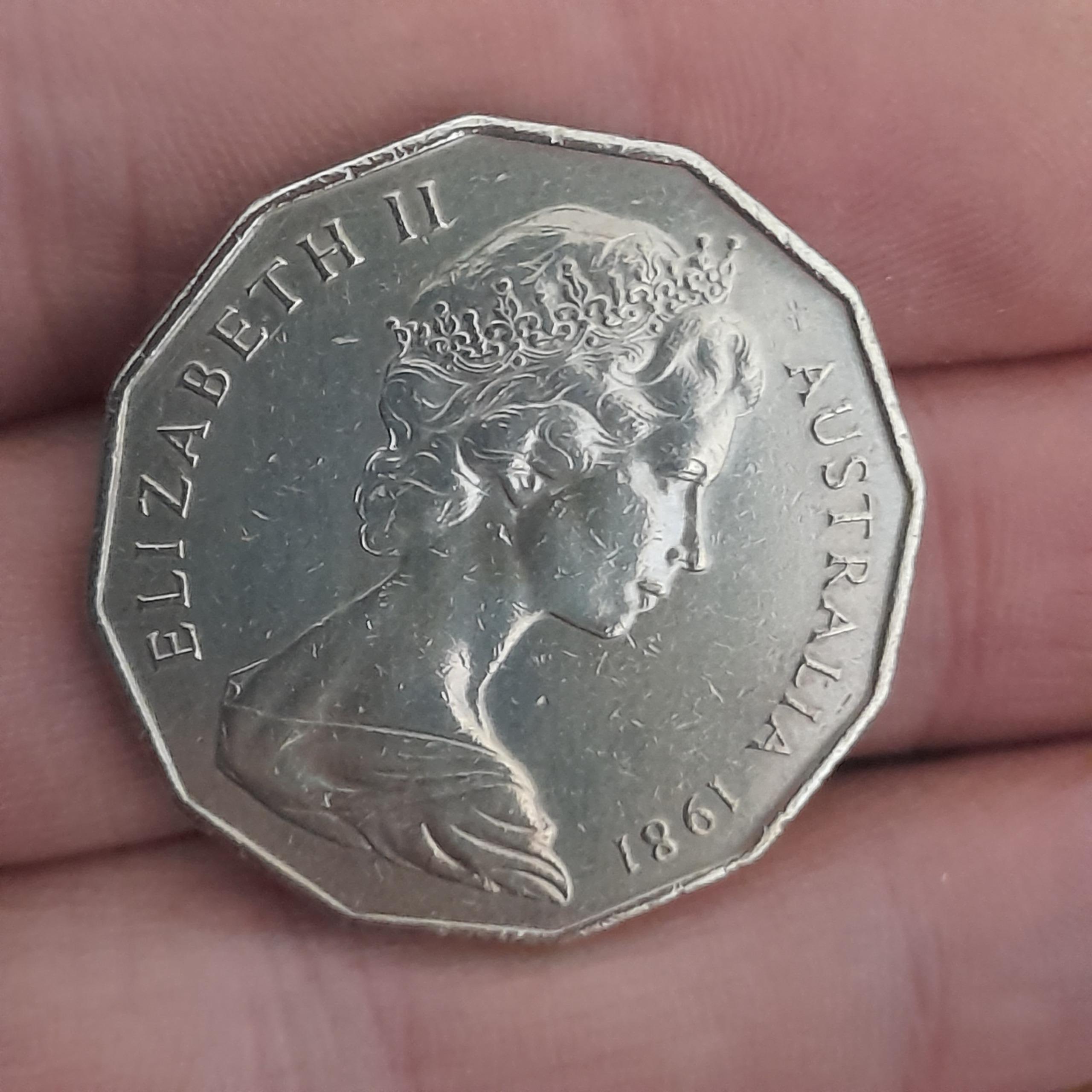 سکه کمیاب و ارزشمند خارجی 1981 ملکه الیزابت