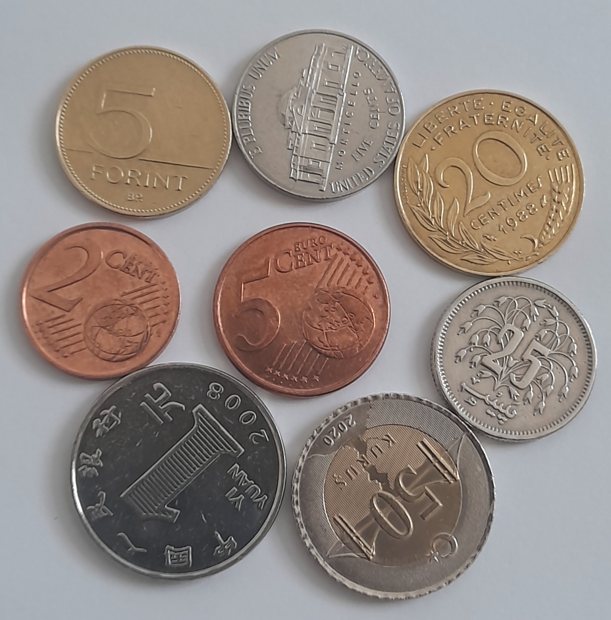 پکیج 8 عدد سکه خارجی (کمیاب)