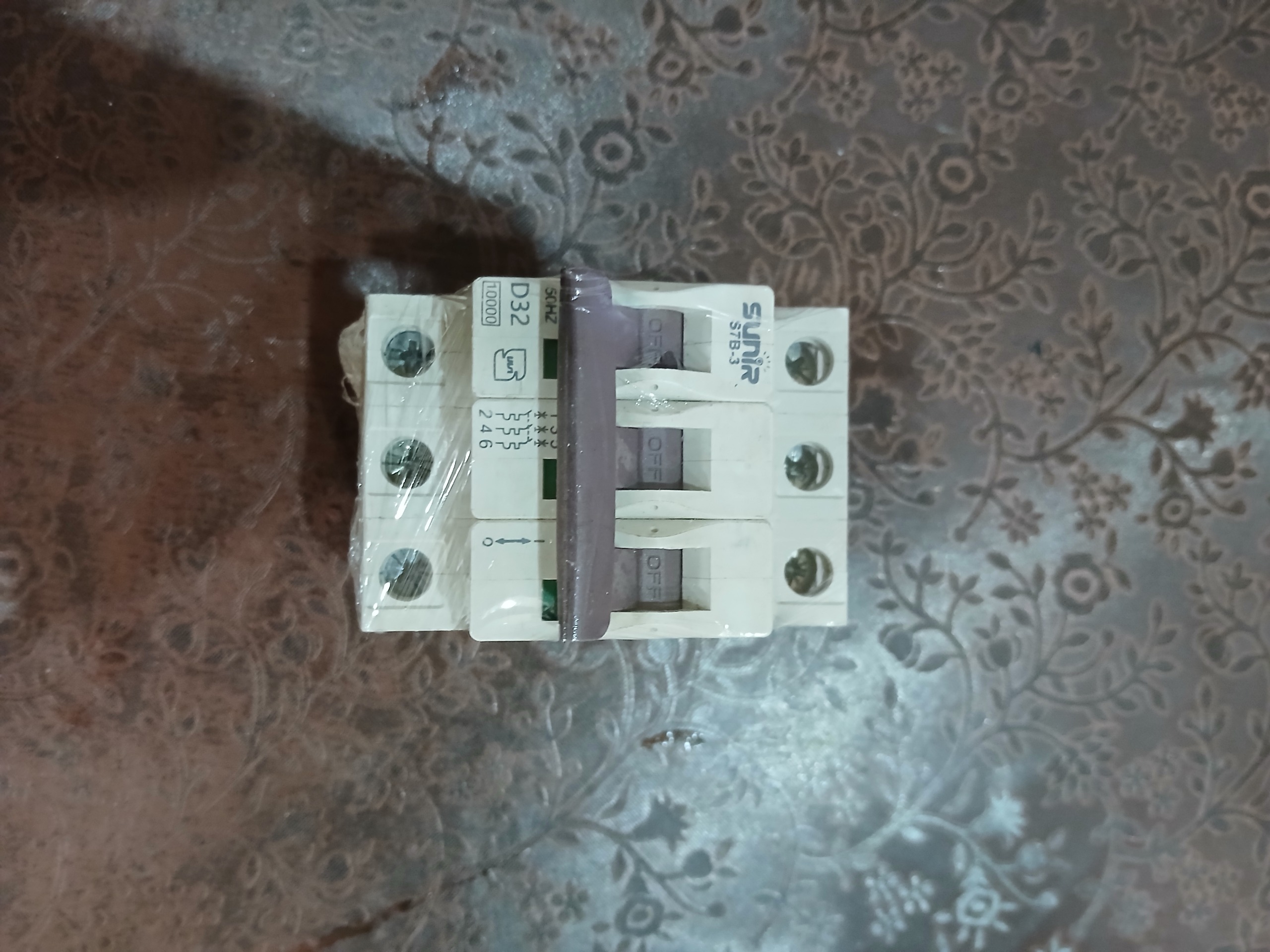 فیوز 32امپر سانیر سه فاز