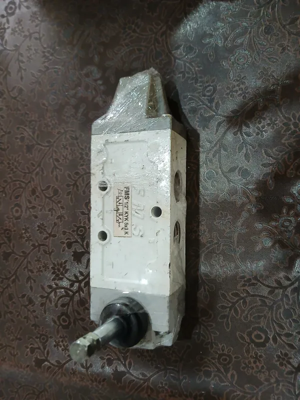 شیر تنظیم لیور دار پنوماتیک