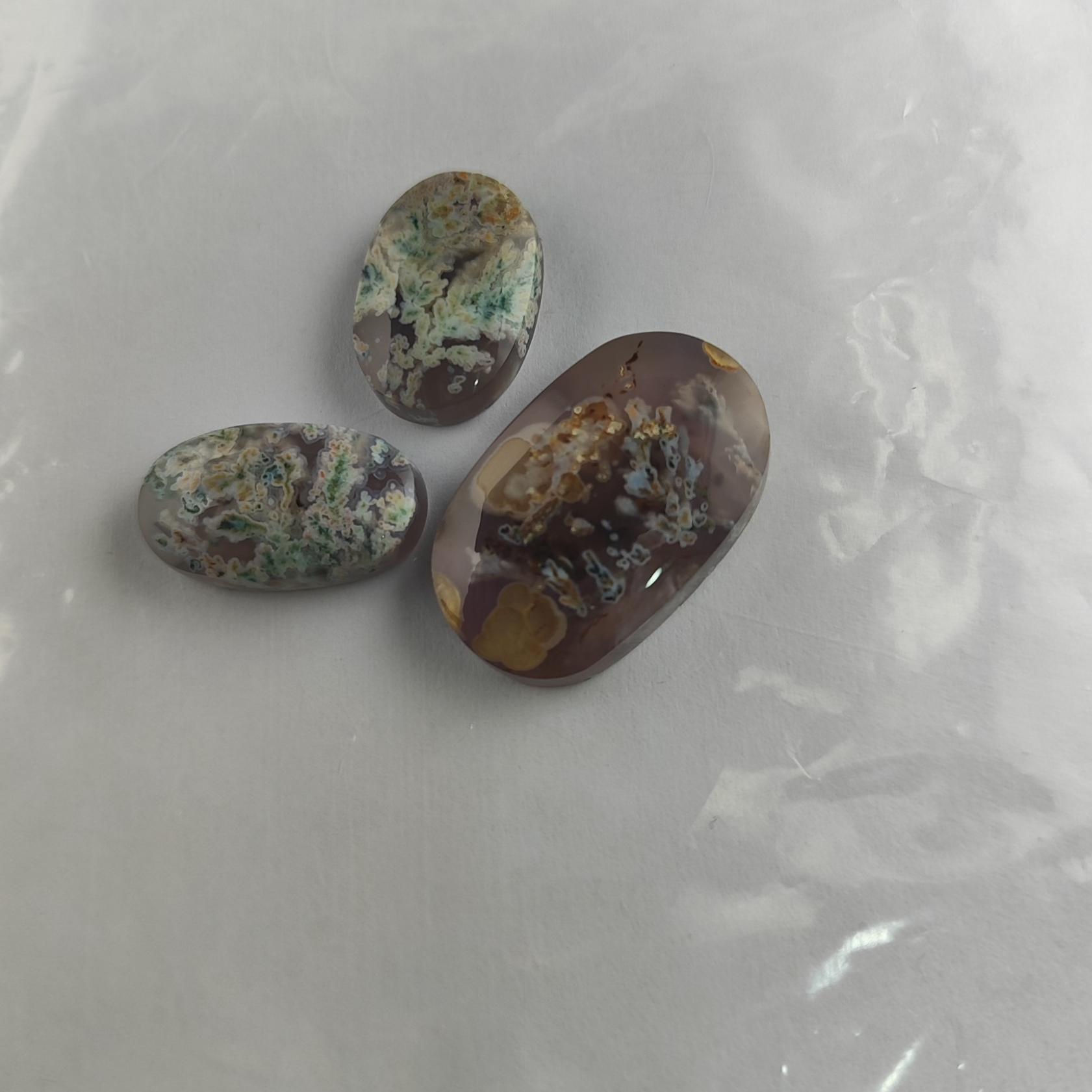 نگین عقیق شجر