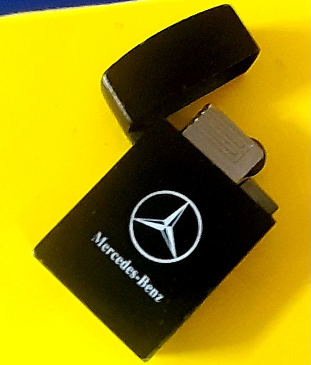 فندک دوحالته سنگی چخماقی کمیاب