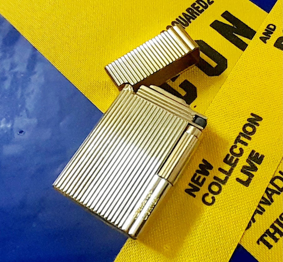 فندک طرح دپونت چرخ بغل