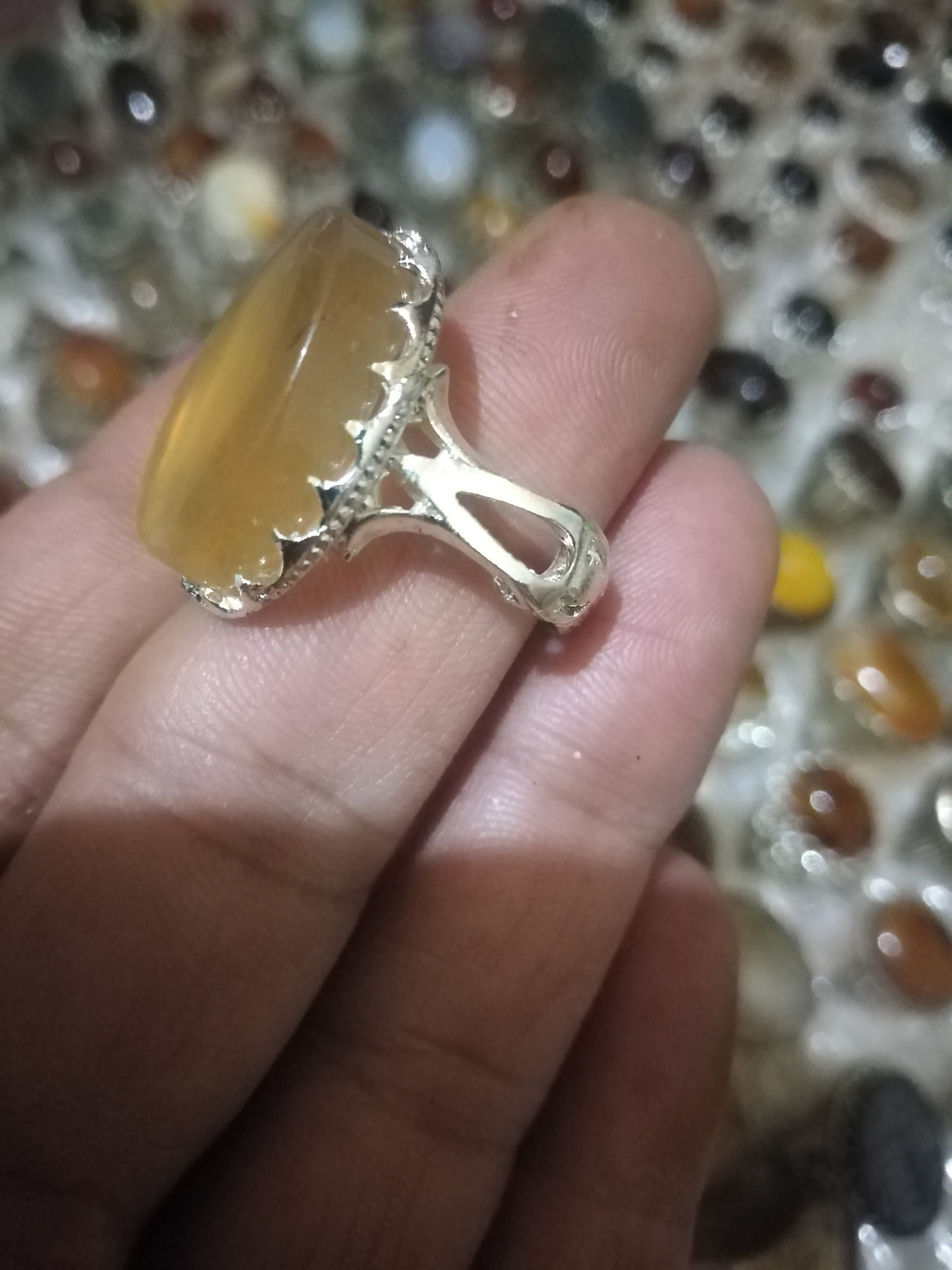 انگشتر قدیمی نباتی. روکش نقره