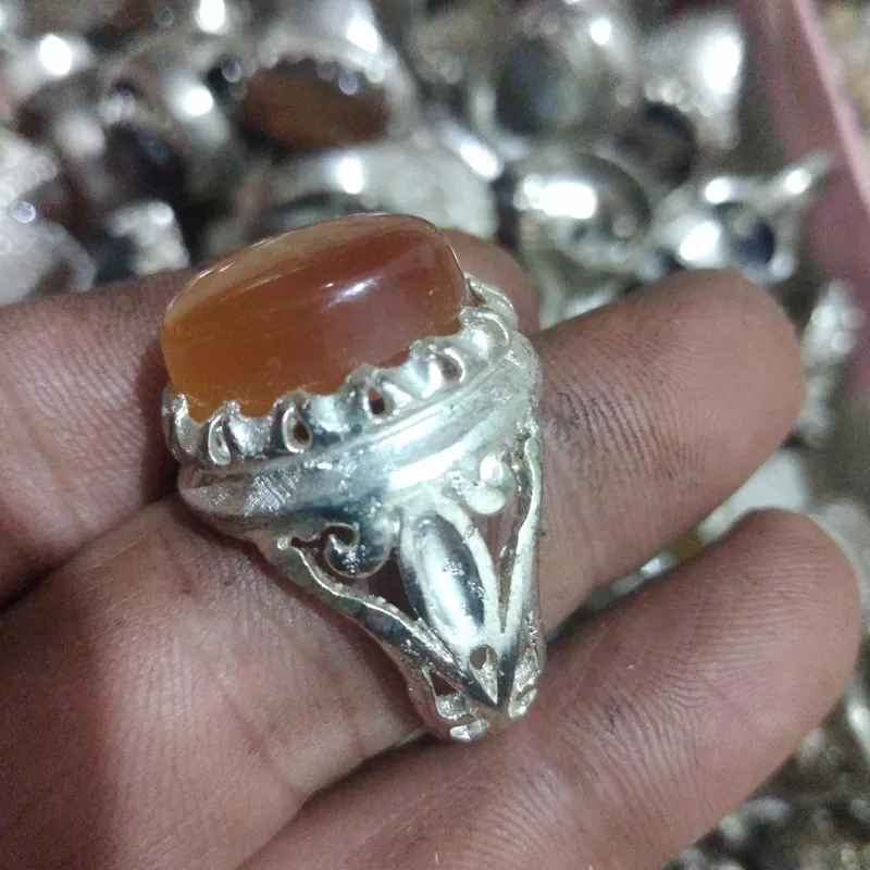 انگشتر قدیمی عقیق روکش نقره