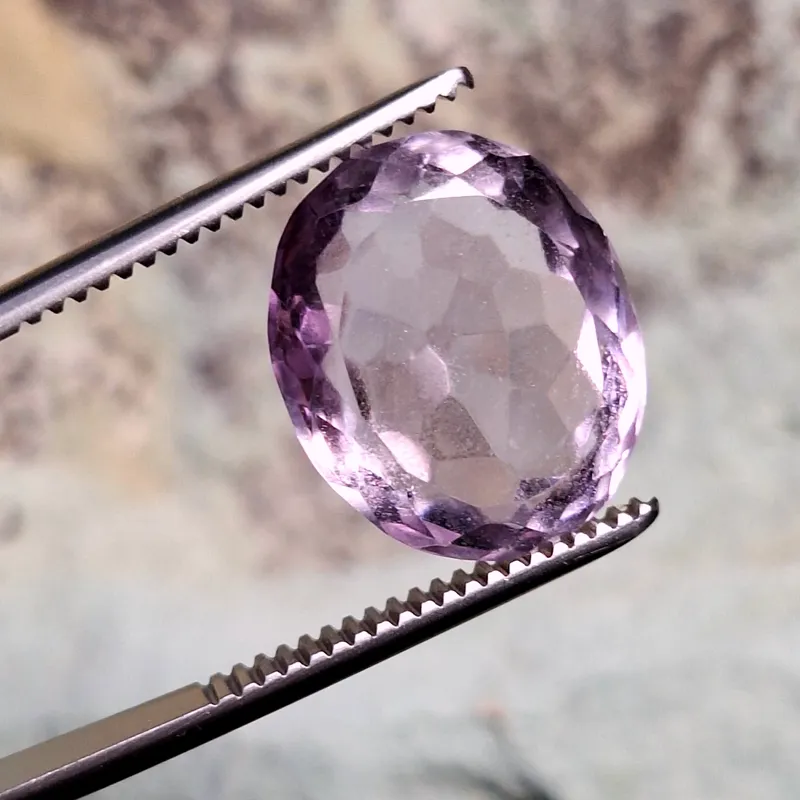 نگین سنگ آمیتیست تراش جواهری بیضی بکر و زیبا