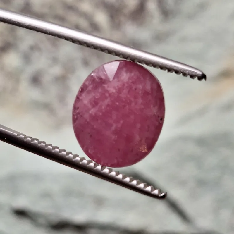 نگین سنگ یاقوت سرخ برمه معدنی تراش جواهری