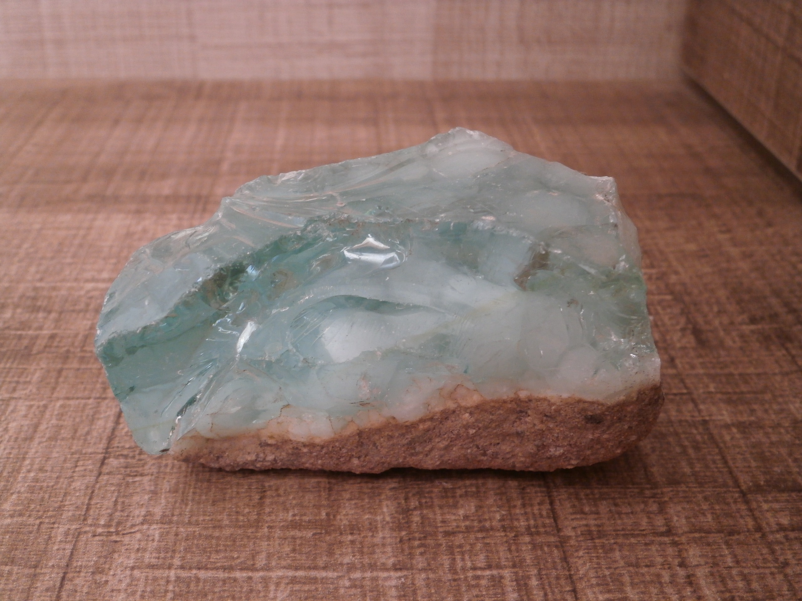 سنگ ابسیدین کلکسیونی زیبا(آبی آکومارین)