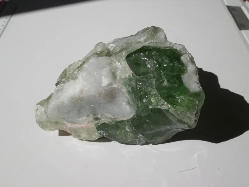 ابسیدین کلکسیونی زیبا و کمیاب وسه پوست